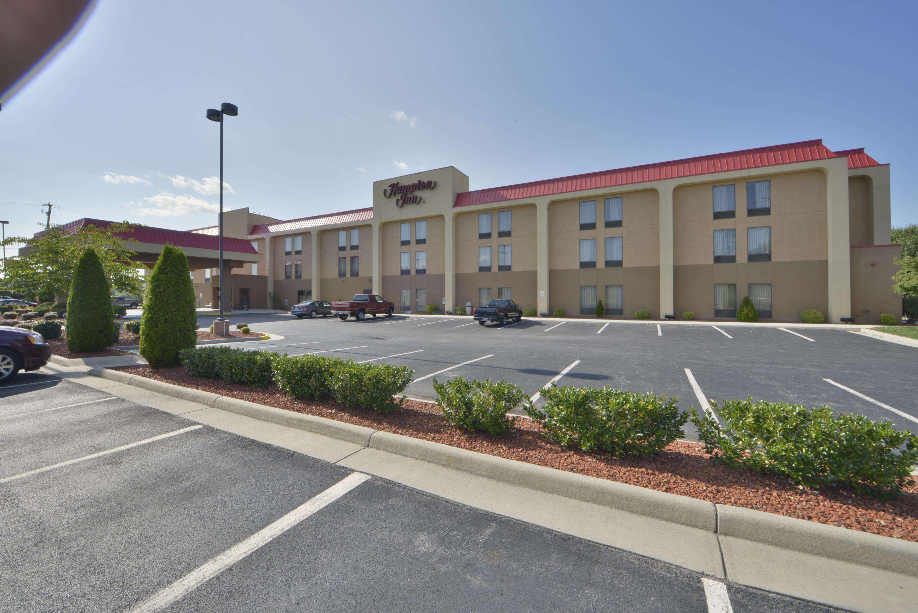 Hampton Inn Wytheville Extérieur photo