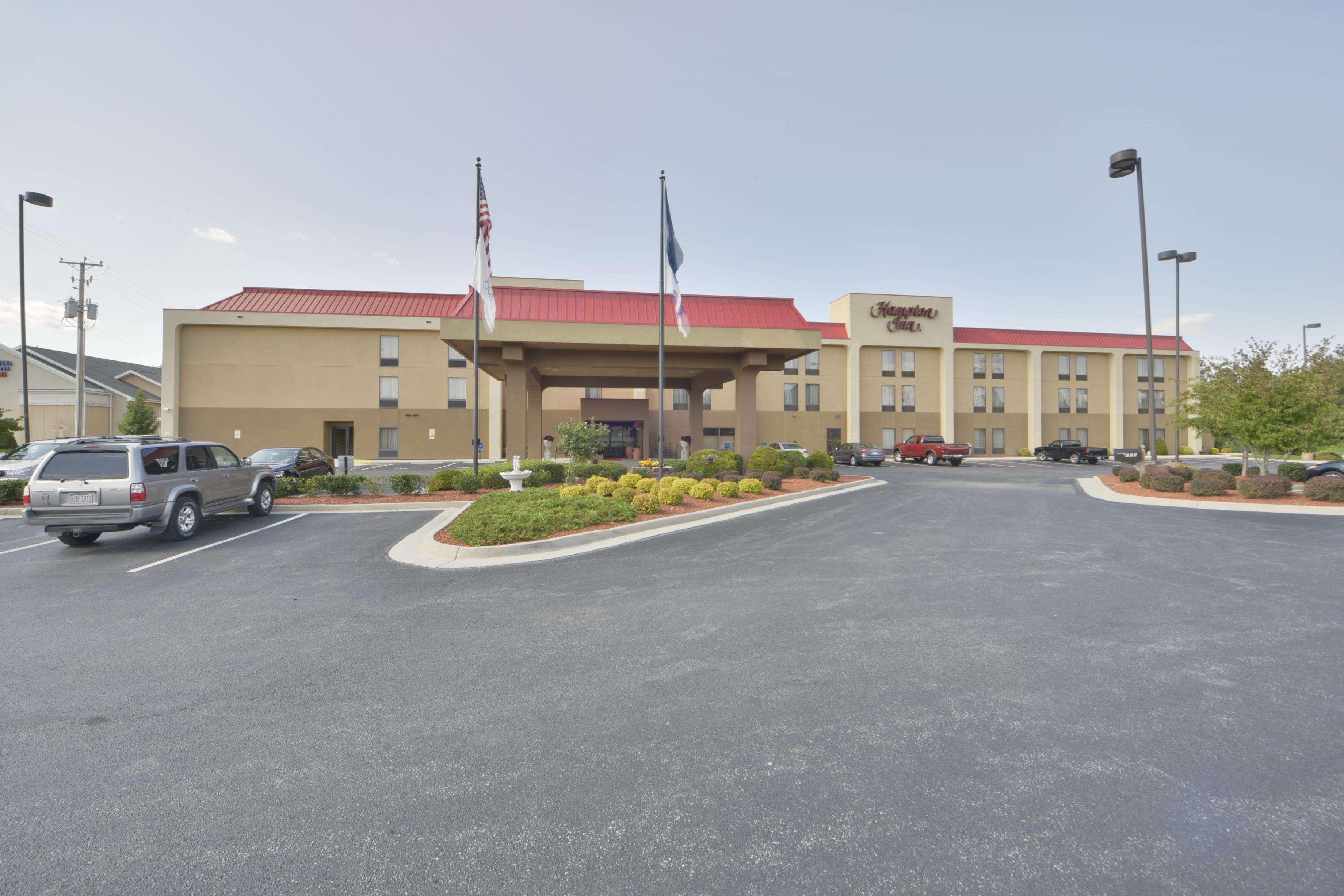 Hampton Inn Wytheville Extérieur photo