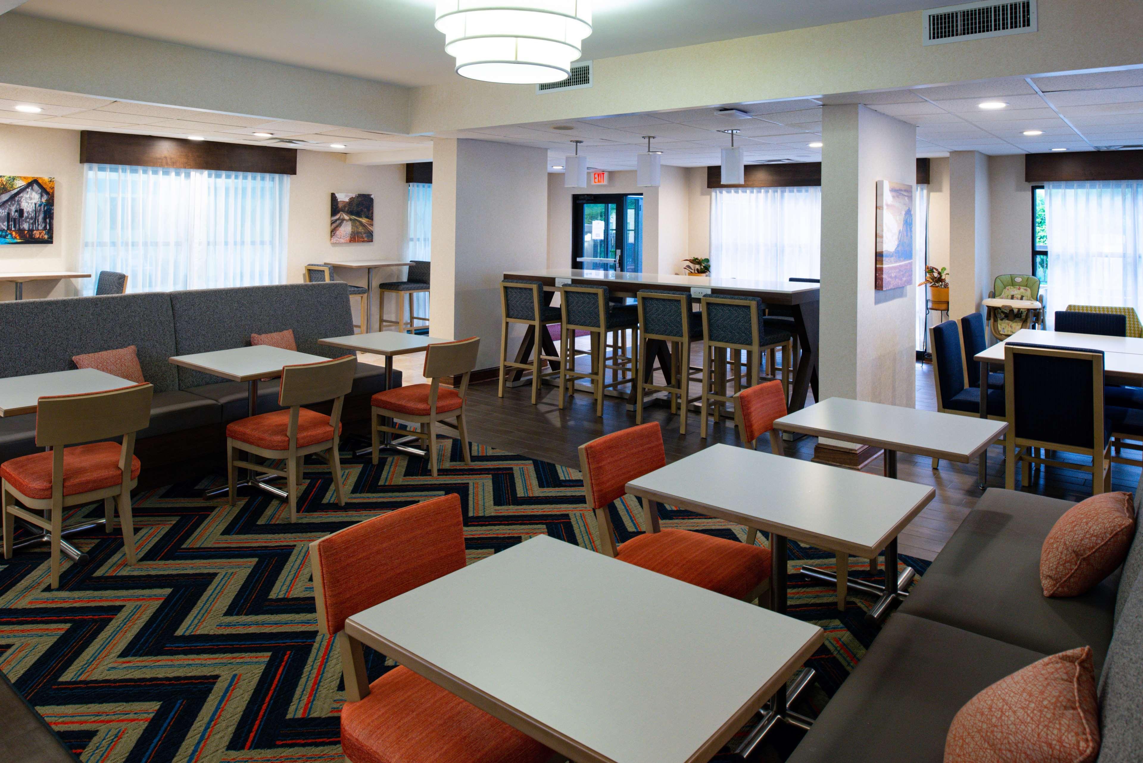Hampton Inn Wytheville Extérieur photo