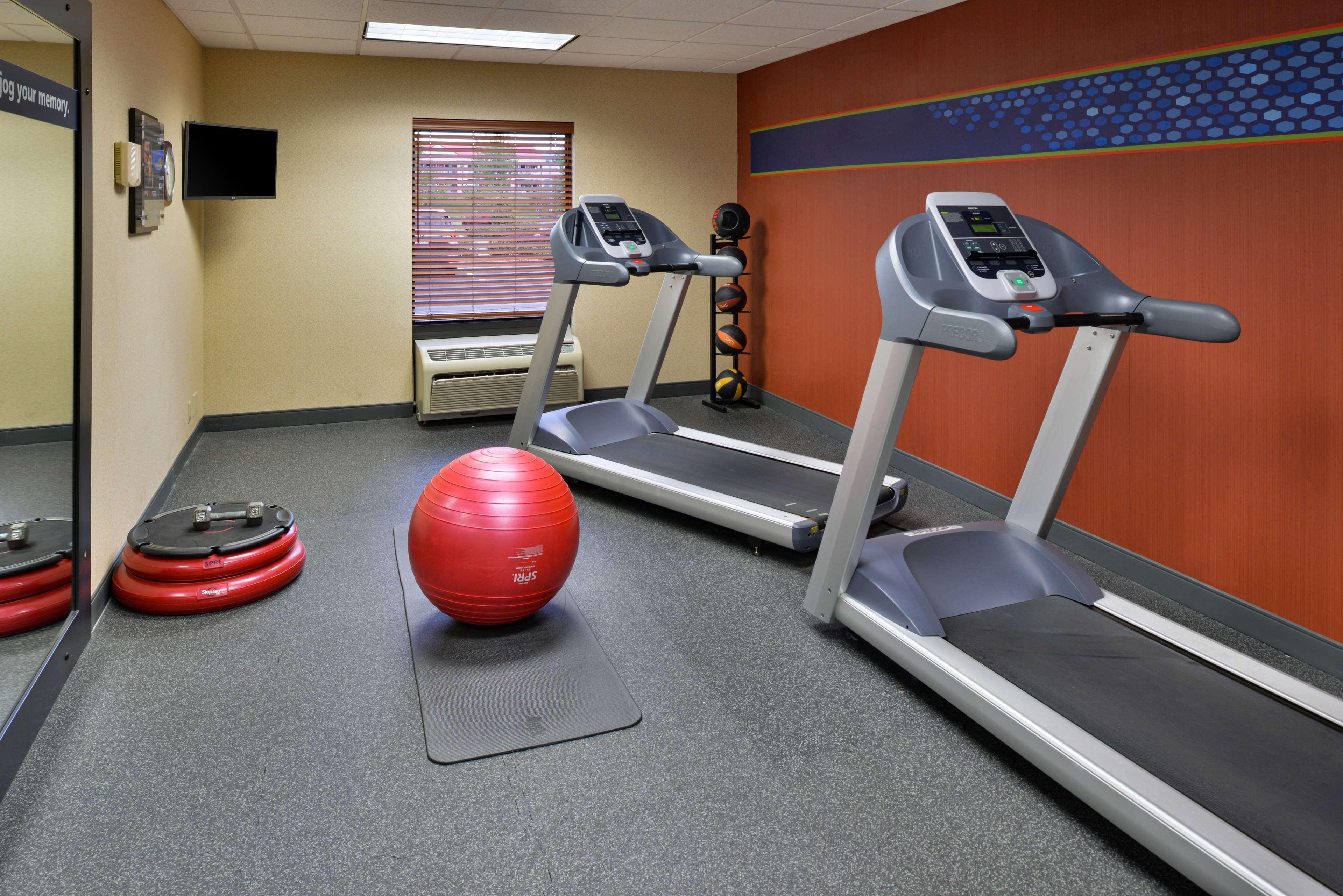 Hampton Inn Wytheville Extérieur photo