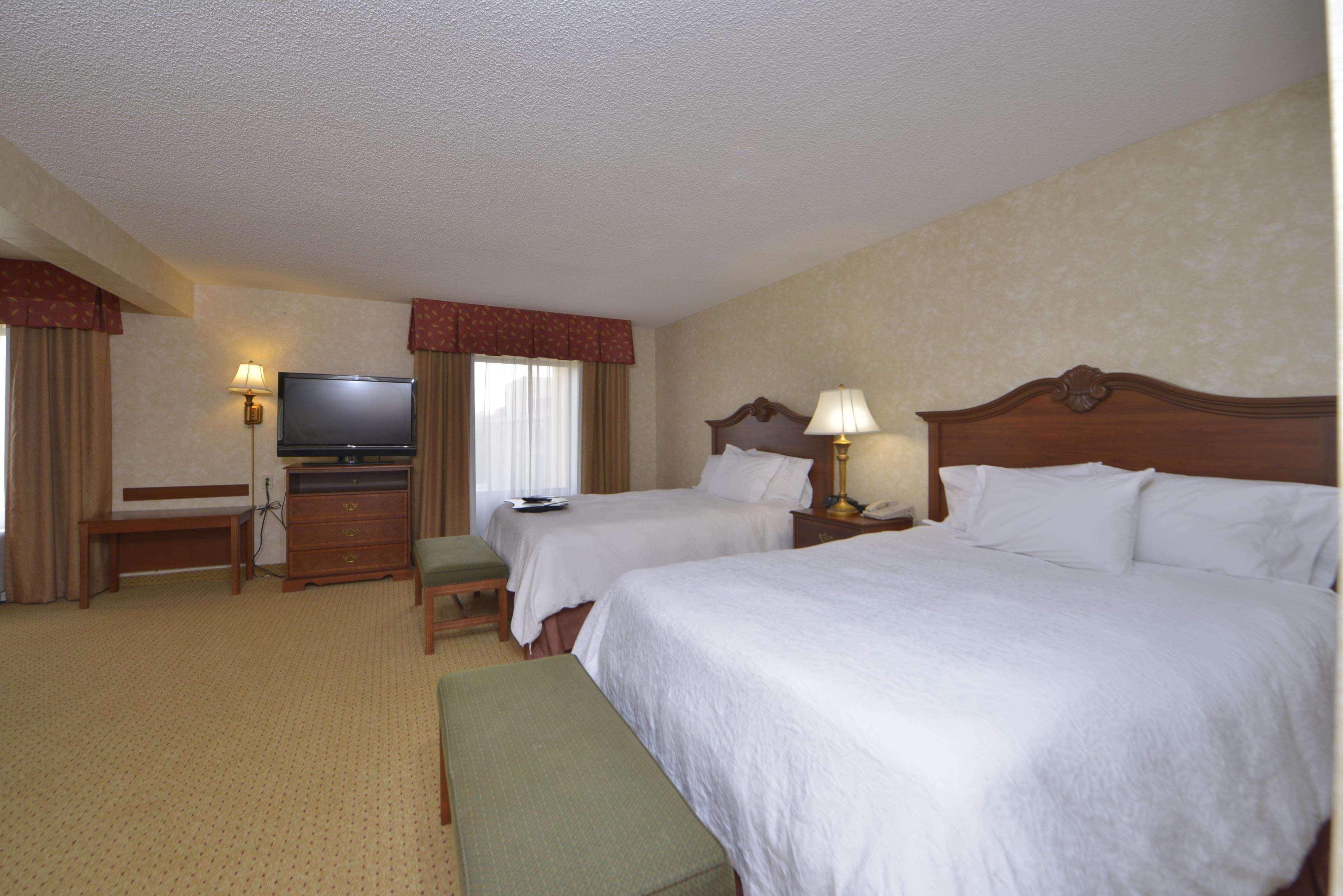 Hampton Inn Wytheville Extérieur photo