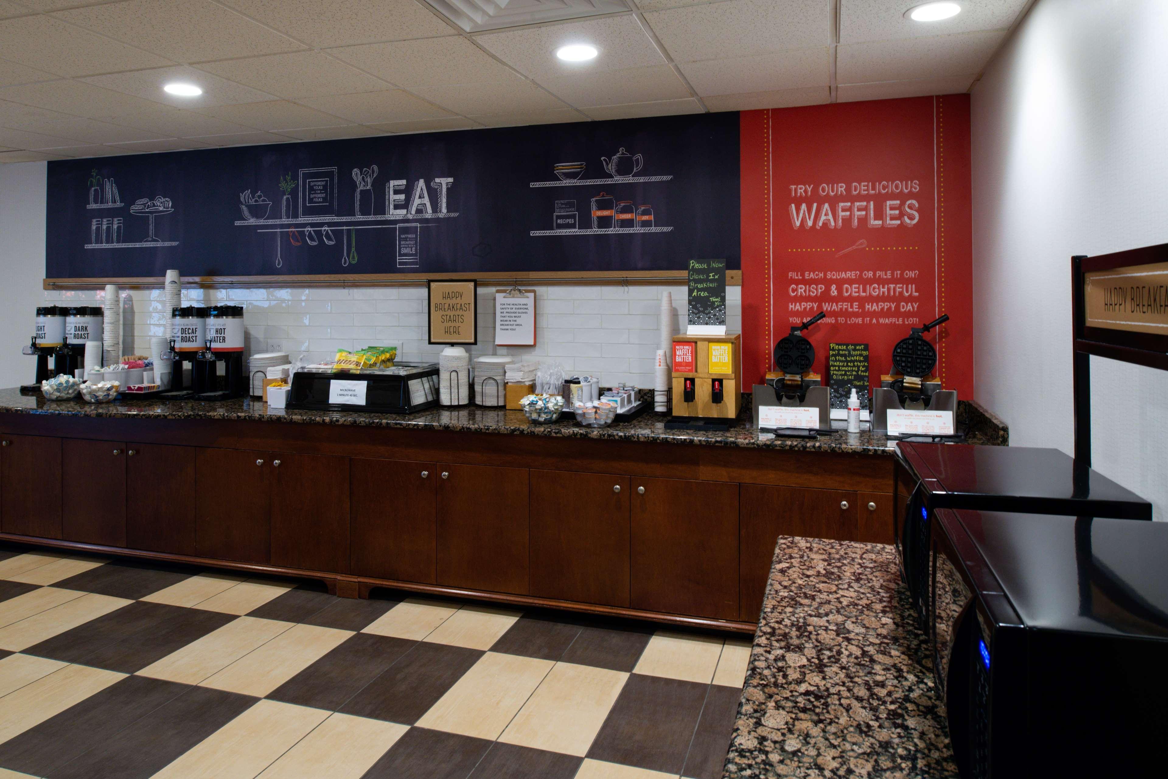 Hampton Inn Wytheville Extérieur photo